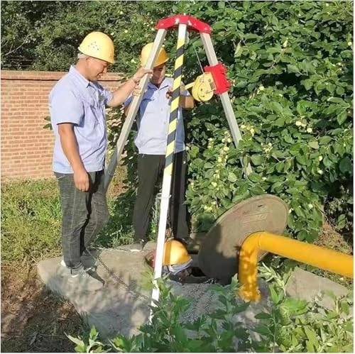 WQPMNYG Heavy-Duty Aluminum Tripod for Confined Spaces, Rescue Fall Protection Device, Retractable Legs, Safety Harness Included, Ideal for Industrial and Construction Use