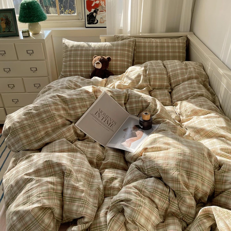 mixinni Twin XL Comforter Set, Green Buffalo Plaid Bedding Set 3-Piece, Vintage Geometric Pattern, Lightweight & Fluffy Comforter, Soft Breathable Grid Bed Set for All-Season,(Green, Pink, White)