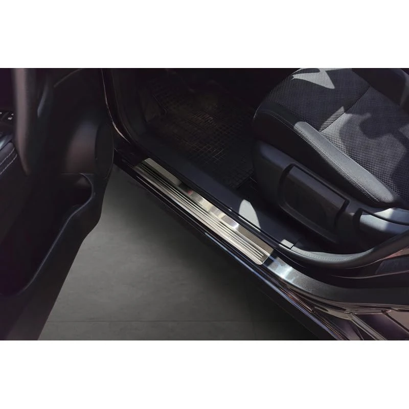 Avisa Stainless Steel Door sill protectors compatible with Nissan Qashqai II 2013-2017 & Facelift 2017-2020 - 'Lines' - 4-pieces