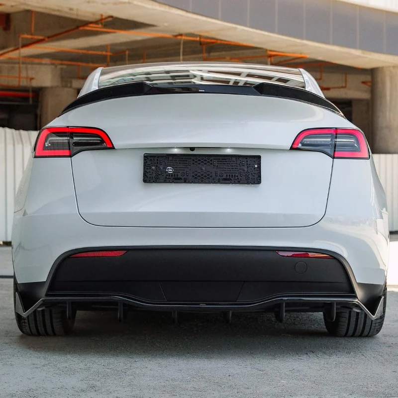 Oneway Trunk Spoiler compatible with Tesla Model Y 2019-2025 - Gloss black - Image 1