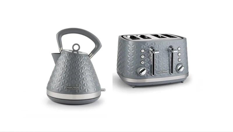 Morphy Richards Vector Pyramid Kettle and 4-Slice Toaster Set – 1.7L Rapid Boil Traditional Kettle with Anti-Limescale Filter & Variable Browning 4-Slice Toaster, Grey 108135 | 248135