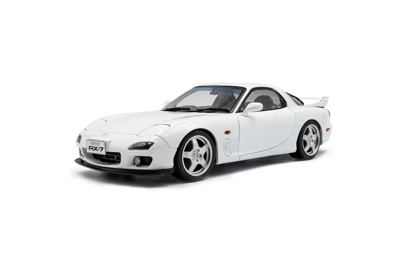 1:18 Mazda RX7 FD3RS Pure White 1999