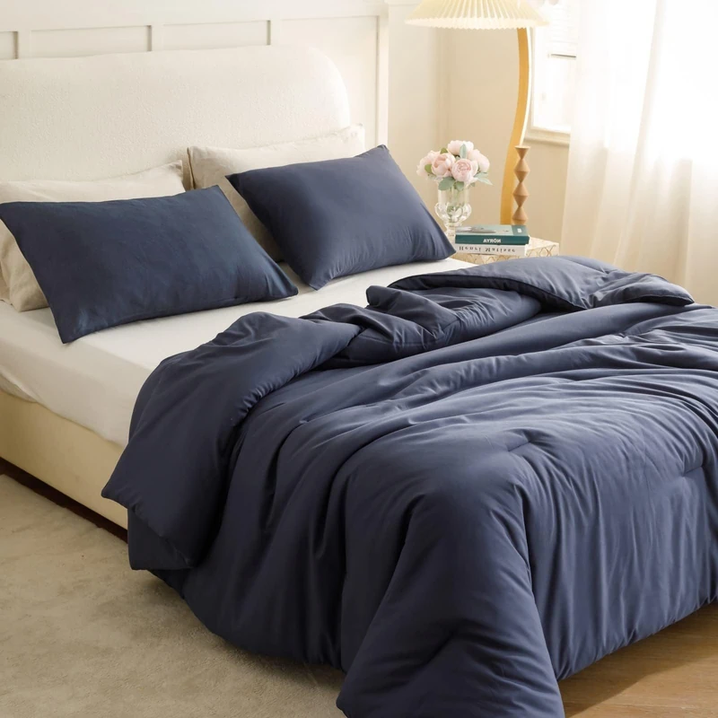ROSGONIA Oversized Queen Comforter Navy Blue, 3pcs (1 Comforter & 2 Pillowcases) Lightweight Oversized Queen Comforter Sets Bedding Blanket Quilts