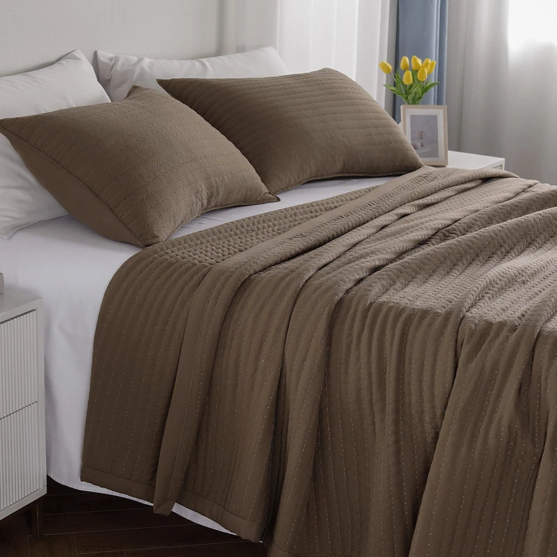 DAWNDIOR XL Queen Quilt Set 98 x 98 in, Lightweight, Cub