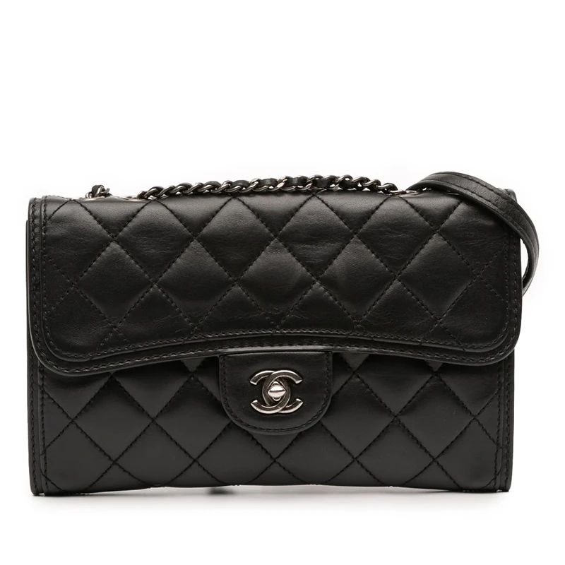 Chanel Pre-Loved Small Quilted Lambskin Citizen Zip Flap