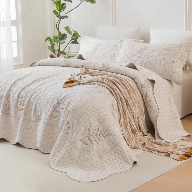 Lady Ann Oversized King Quilt Set 128x120, 3Pcs Botanical Leaves Print Bedspread Sets, Soft Lightweight Extra Large Wheat Coverlet, All-Season Bedding Comforter