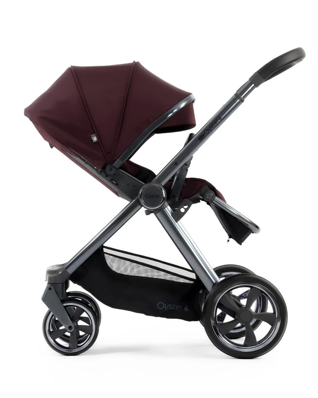 Oyster 4 Stroller in Mulberry