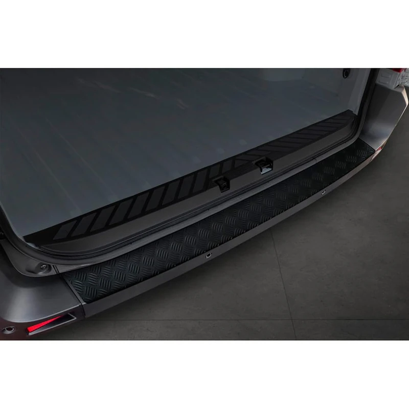 Avisa Matt Black Aluminum Rear bumper protector compatible with Renault Master IV 2024- 'Riffled Plate'