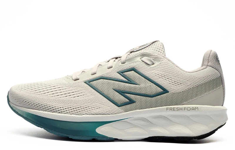 NEW Balance 520 Sneaker
