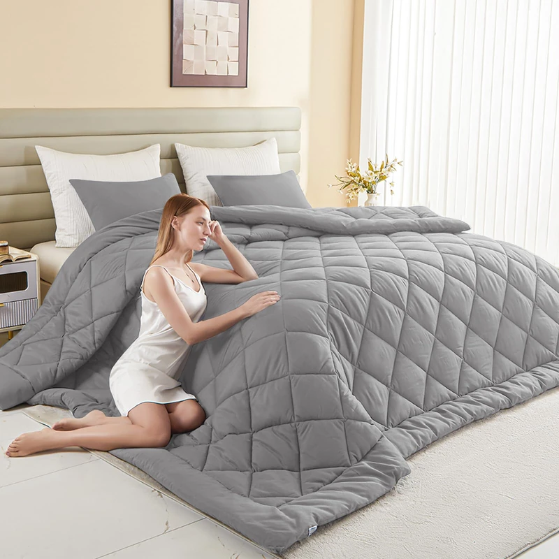MIOTO 120x128 Oversized King Comforter, Extra Large King Size Comforter Oversized, All Season Soft Lightweight Quilt Down Alternative Duvet Insert with 8 Corner Tabs(120x128, Light Grey)