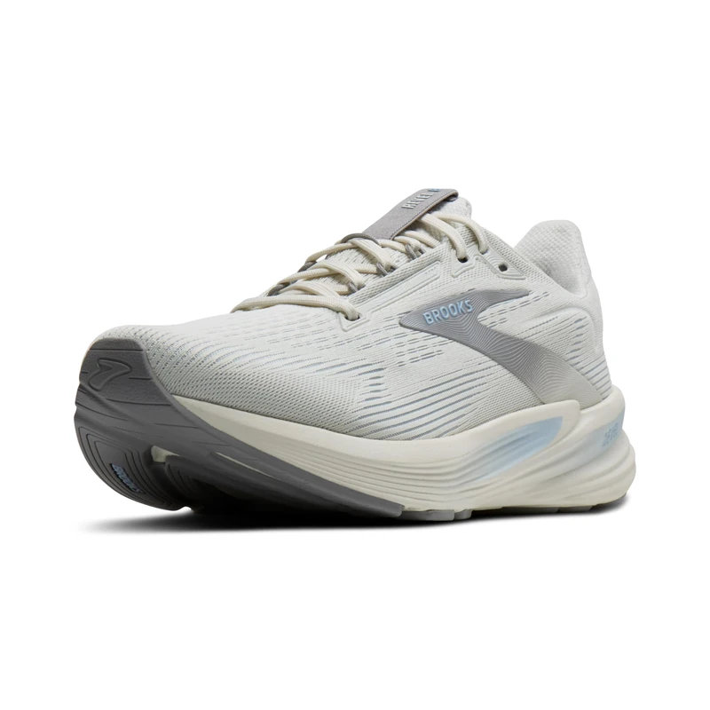 Brooks Revel 8 Sneaker - Image 1