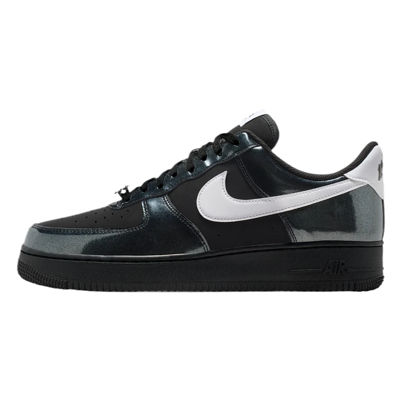 Nike Air Force 1 '07 LV8 Sneaker