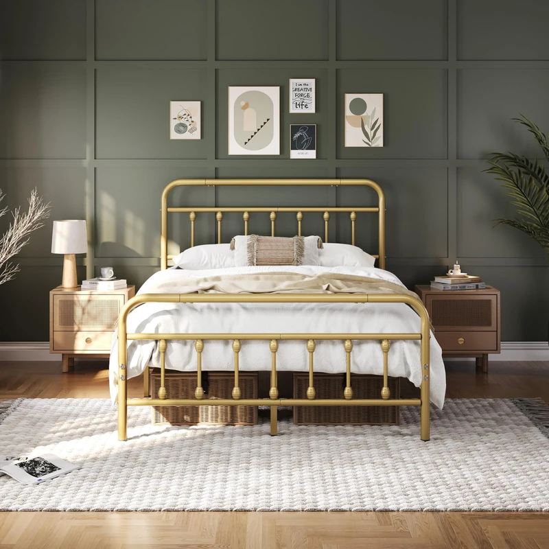 Yaheetech 4ft6 Double Bed Frame Vintage Iron Platform Bed with High Headboard and Footboard, Strong Metal-Framed Bed with Storage Antique Gold