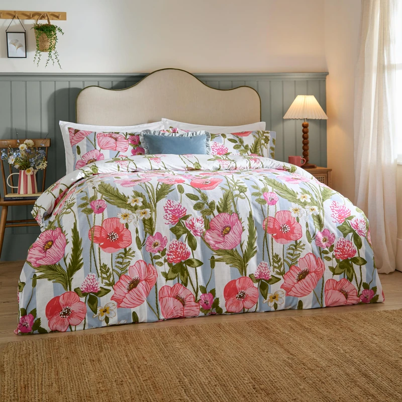 Wylder Poppy Trail Duvet Cover Set – Reversible Country Floral Striped Cotton Rich Bedding (Multicolour - King)