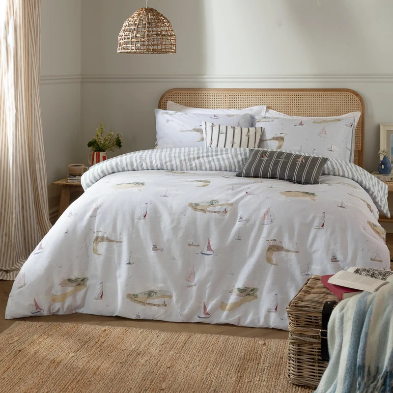 Wylder Abersoch Shore Duvet Cover Set – Reversible Coastal Sailboat Combed Cotton Bedding (Sky Blue - Super King)