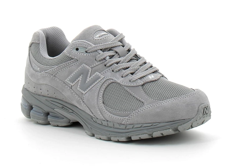 NEW Balance 2002 Sneaker - Image 1
