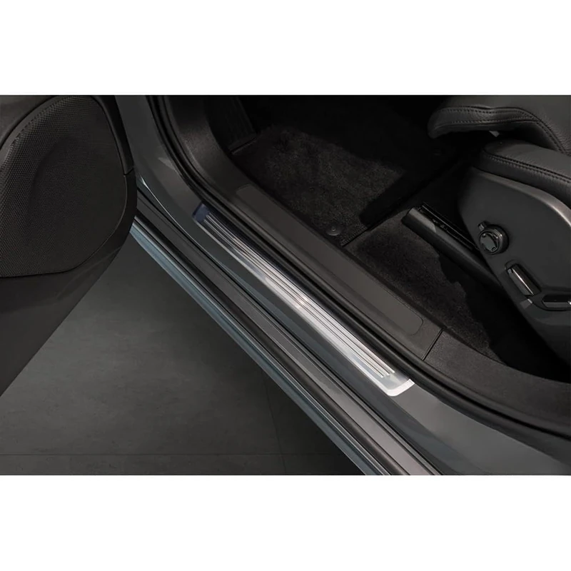 Avisa Inox door sill protectors compatible with Volvo XC90 II 2015-2019 & Facelift 2019-2024 & Facelift 2024- - 'Lines' - 4-pieces - Image 1