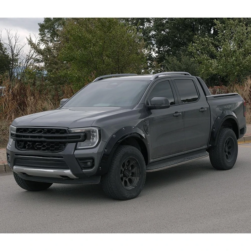 Oneway Set Fender Flares compatible with Ford Ranger T9 2022- (Jumbo) - Gloss black - Image 1