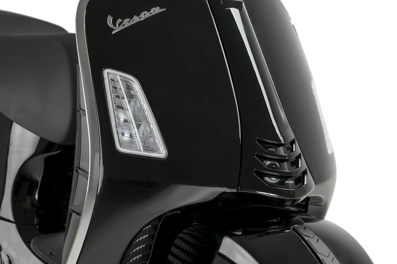 Puig 22389N Horn Cover in machined aluminium with anodized finish for a classic and elegant design, Black