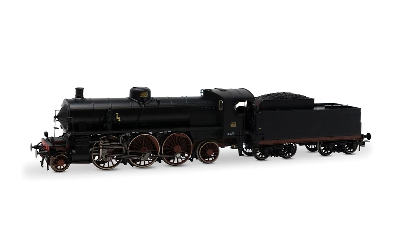 Rivarossi HR2915 FS, steam locomotive Gr. 685 1st series, short boiler, small lamps, ep. III-IV Locomotive - Steam