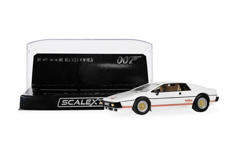 Scalextric C4631 James Bond Lotus Esprit Turbo White Car