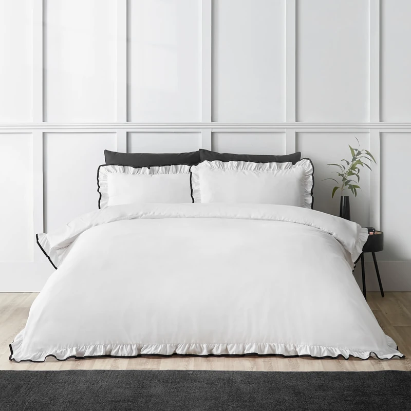 Catherine Lansfield So Soft Mono Frill Super King Duvet Cover Set with Pillowcases White/Black
