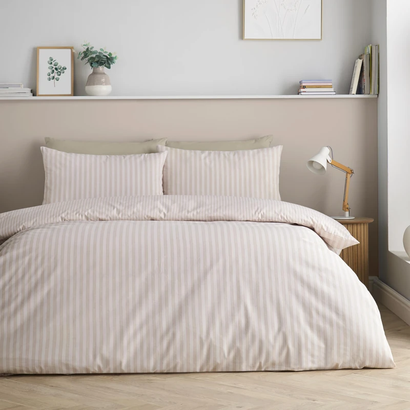 Catherine Lansfield Epping Textured Stripe Reversible Super King Duvet Cover Set with Pillowcases Natural