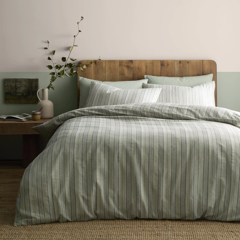 Appletree Yarn Dyed Woven Wide Stripe Duvet Cover Set King Size 230 x 220cm – Green Textured Bedding with Soft Cotton‑Blend Finish, Includes 2 Pillowcases