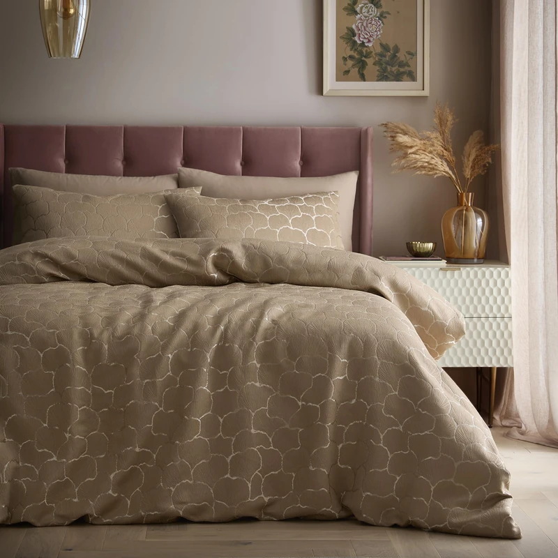 Soiree Ginko Jacquard Duvet Cover Set Double 200 x 200cm – Textured Jacquard Bedding in Natural Colour, Includes 2 Pillowcases