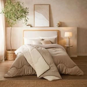 Night Lark Cosy Sherpa Fleece Blanket – 9 Tog Winter Blanket with Advanced Smartfil® Fibre, Throw for Sofas and Beds, Hypoallergenic, Washable – Single Bed Throw, Natural Oat