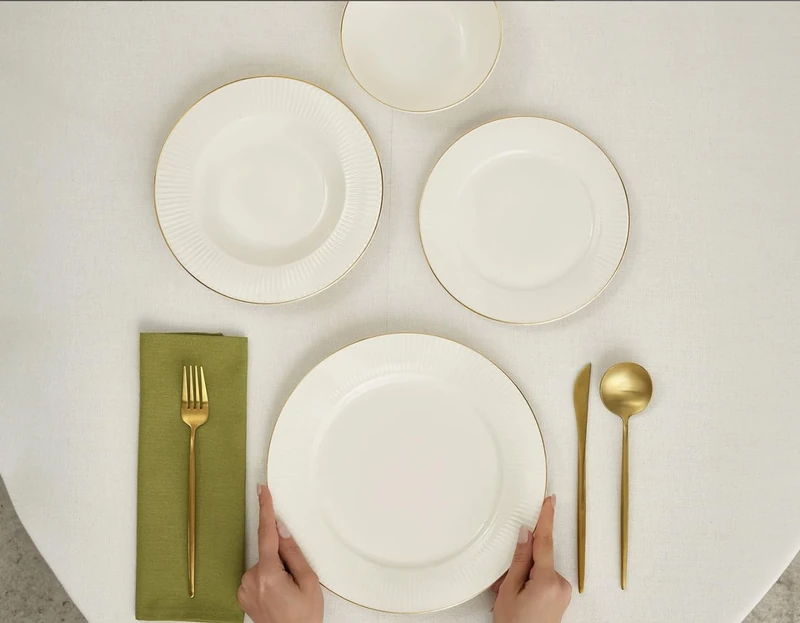 Karaca Stream Bone China Massimo 24-Piece Dinner Set for 6 People – Elegant Gold Trim, Premium Bone China Tableware