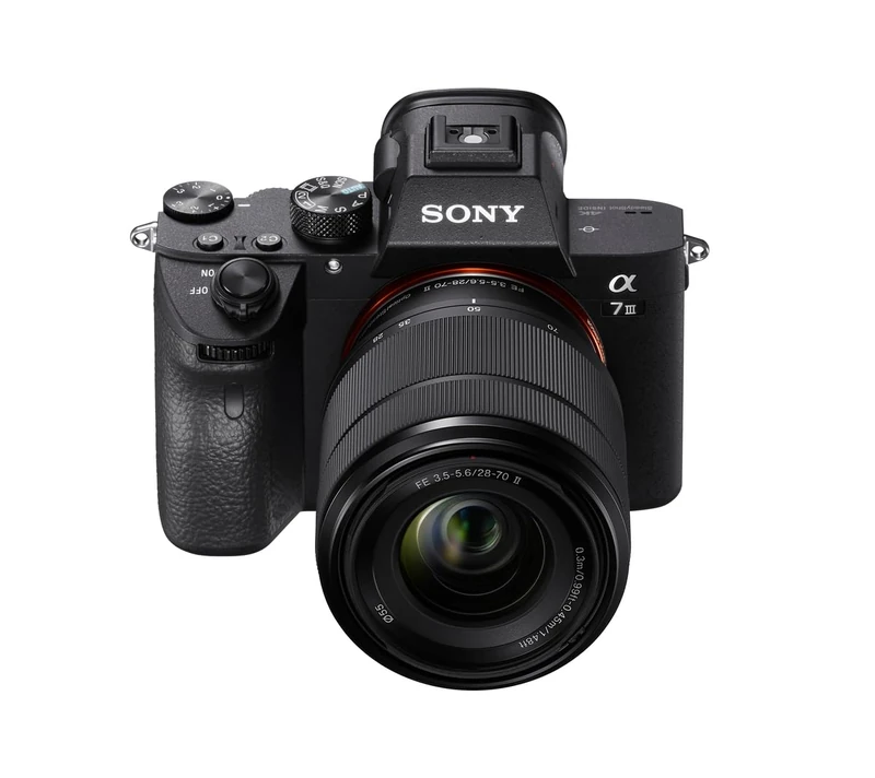 Sony ILCE-7M3 Full-Frame Mirrorless Camera with 24.2MP, 10fps Continuous Shooting, Ultra-Fast and Precise AF Performance and 4K HDR Movie Recording in a Compact Body