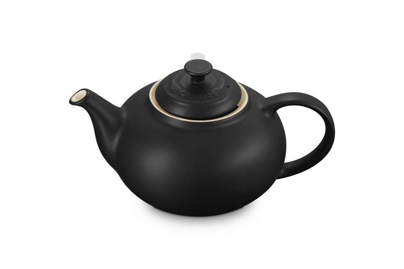 Le Creuset Stoneware Teapot with Stainless Steel Infuser, 1.3l, Satin Black
