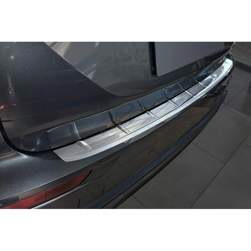 Avisa Stainless Steel Rear Bumper Protector compatible with Mitsubishi Outlander IV Facelift 2025- - Silver