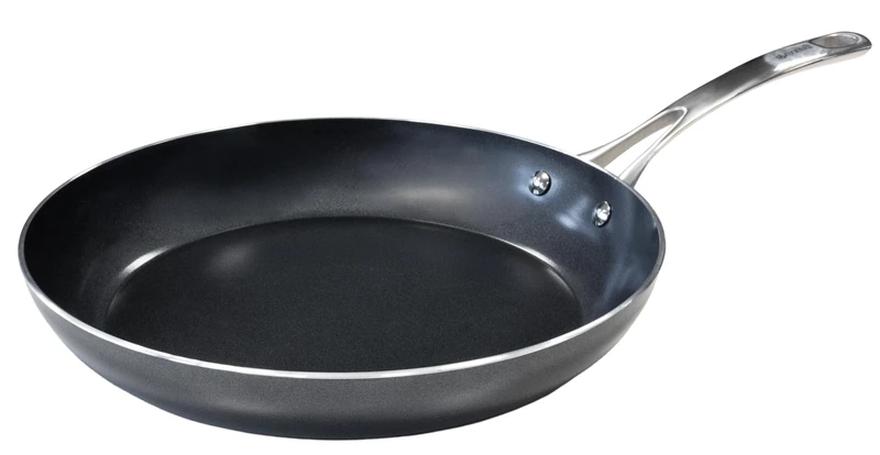 Kyocera CFP-L09 Ceramic Frying Pan with Ceramic Non-Stick Coating, 24 cm, PFAS/PTFE Free, Stainless Steel Handle, Suitable for All Hob Types