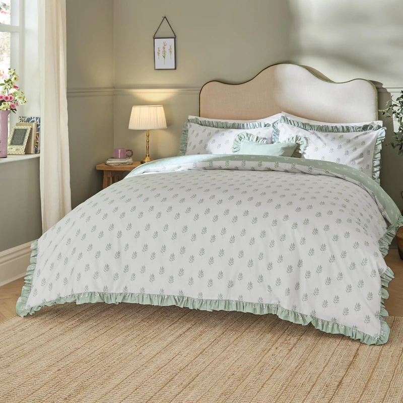 furn. Wylder Ava Duvet Cover Set – Reversible Botanical Leaf Cotton Rich Ruffle Bedding (White Sage – Super King)