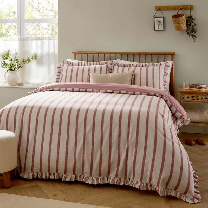 furn. Wylder Connie Duvet Cover Set – Reversible Cotton Rich Stripe Ruffle Linen Look Bedding (Clay Pink – Super King)