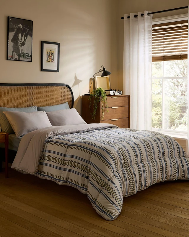 Night Lark Coverless Duvet and Pillowcase Set, Autumn Collection – Coverless Duvet Single 10.5 Tog with Advanced Smartfil® Fibre, Machine Washable, Hypoallergenic – Scandi Stripe, Single Bed Size - Image 1