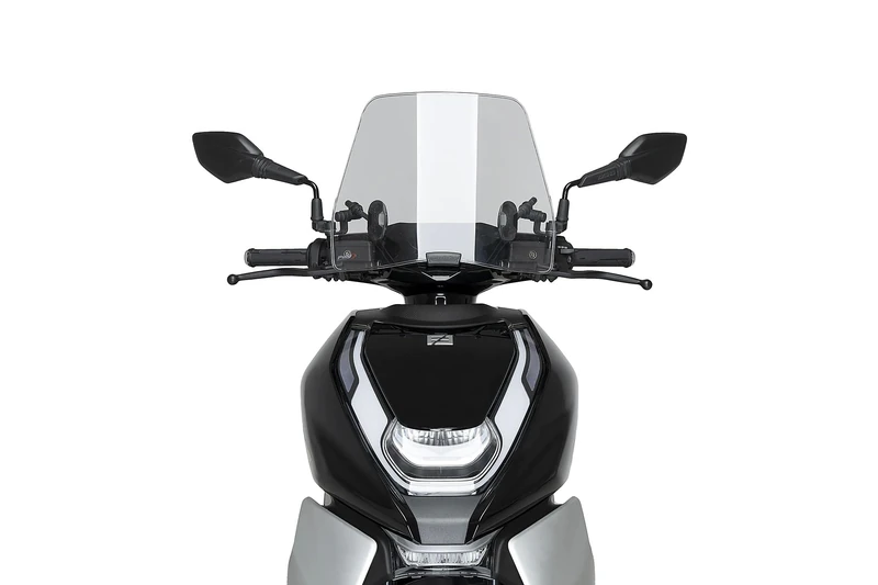 Puig 22355H Trafic low aerodynamic 3 mm polycarbonate windscreen for scooter with urban design and anti-vibration wind protection, Smoked