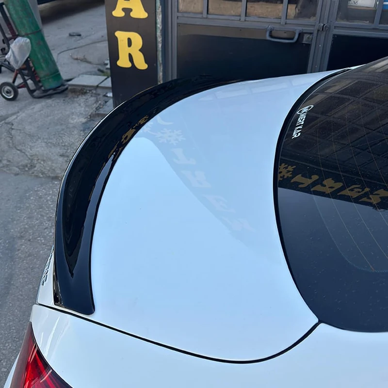 Oneway Trunk Spoiler compatible with Mercedes C-Class (W205) Sedan 2014-2021 incl. AMG - Gloss black - Image 1