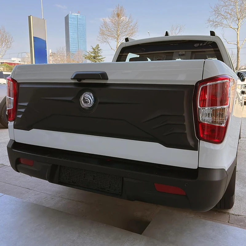 Oneway Tailgate Cover compatible with SsangYong Musso Grand 2018- - Matt black - Image 1