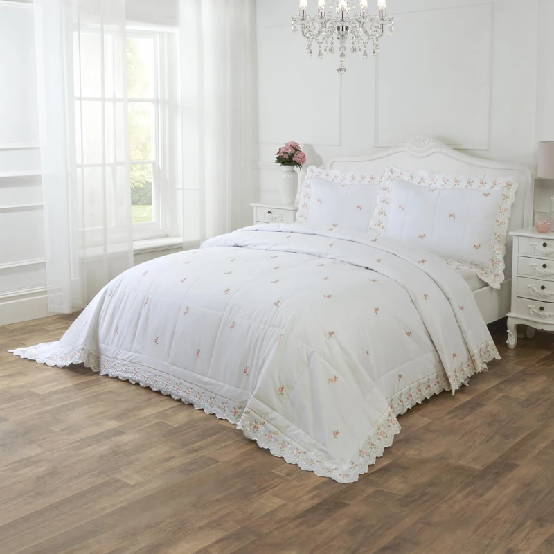 Rapport Home White Embroidered Bedspread with Pillow Shams - 254x254cm