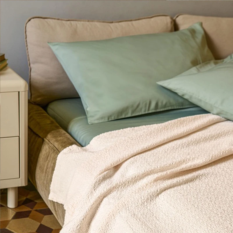 Gabel Hexagon Lightweight Bedspread Double