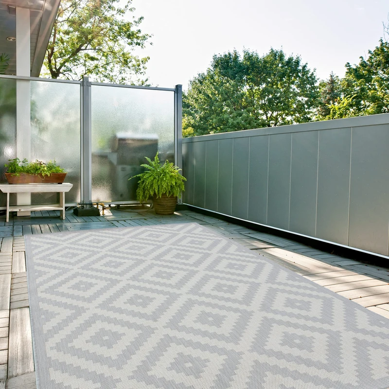 THE RUGS Outdoor Rug – Weather & UV Resistant Outdoor/Indoor Area Rugs - Durable Rugs for Patio, Deck, Garden, Kitchen, Bathroom or Living Room - Diamond, Grey, 240 x 340 cm