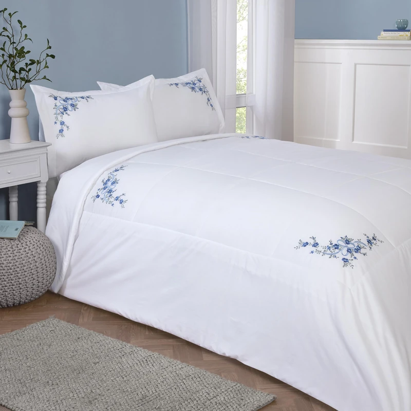 Rapport Home Floral Bedspread - Floral Ribbon Bedspread with Pillow Shams (254x254cm)