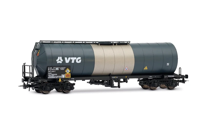 Rivarossi HR6695 VTG, 4-axle isolated tank wagon, blue/silver livery, ep. VI Railway Wagons - Image 1