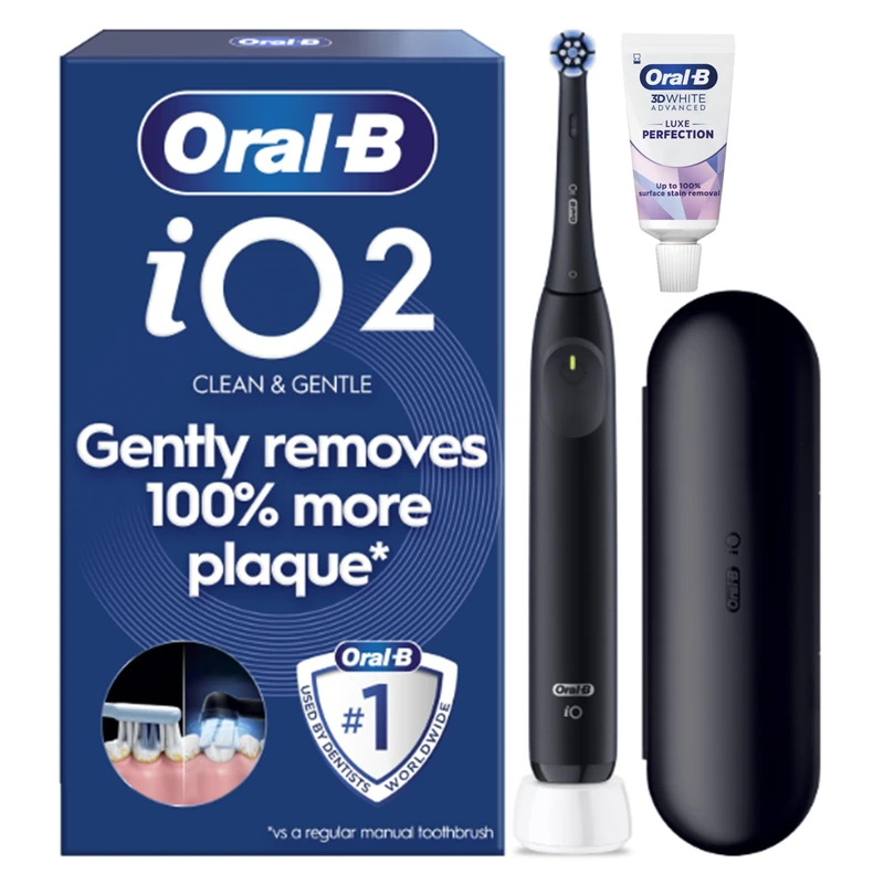 Oral-B iO 2 Electric Toothbrush | Night Black | 1 Brush Head | Up to 4 Weeks of Charge | Travel Case