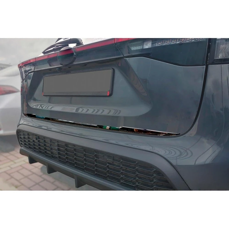 Avisa Black Chrome Stainless Steel Tailgate Trim compatible with Toyota Yaris Cross (MXP) 2020-