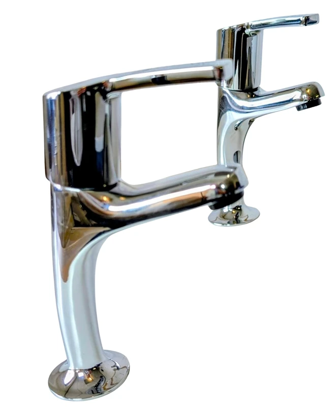 Piralla Milano Pillar Taps, Chrome Finish, Bathroom Basin Taps, Pair