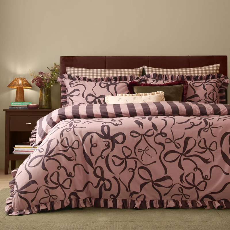 furn. La Vie En Bows Duvet Cover Set (Mocha - King)